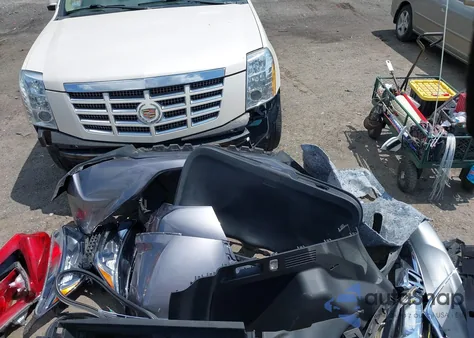 2019 Honda Cr-V Lx z USA, uszkodzony, nr VIN 2HKRW6H39KH224915